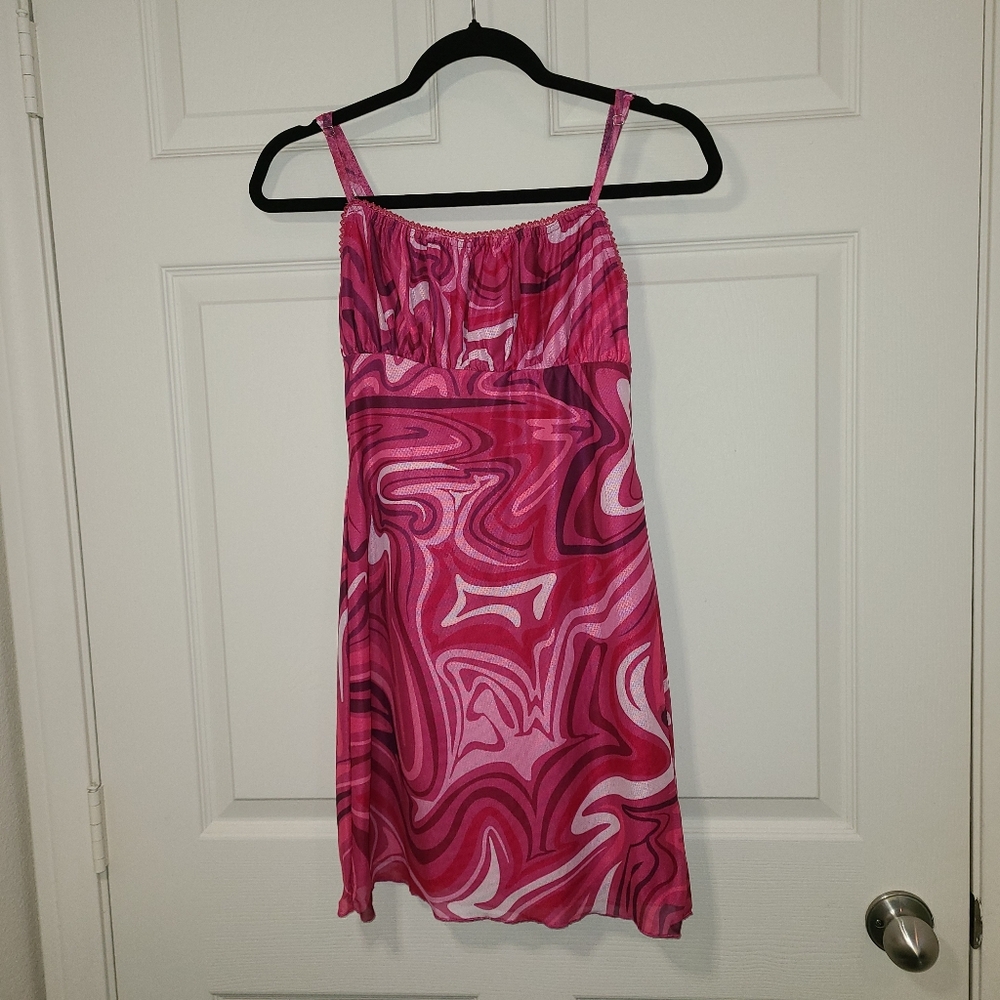 Princess Polly Retro Y2K Style Mini Dress Preppy Pink Psychedelic Size 6